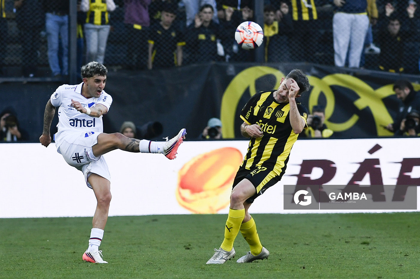 Gastón Martirena, de Nacional, Liga AUF Uruguaya. Estadio Campeón del Siglo.