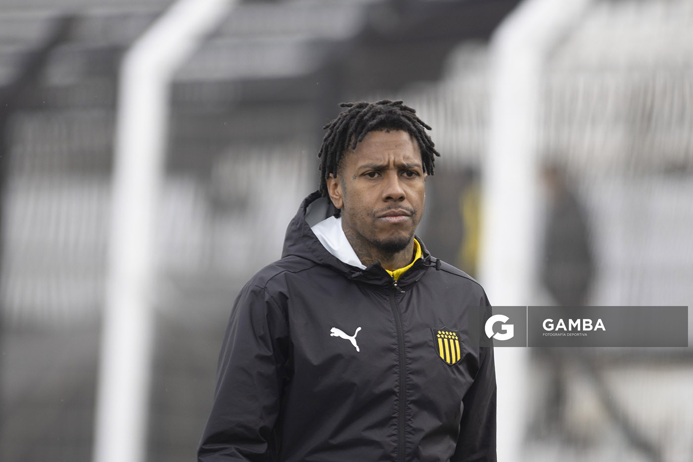 Abel Hernández, de Peñarol, Liga AUF Uruguaya. Estadio María Mincheff de Lazaroff.