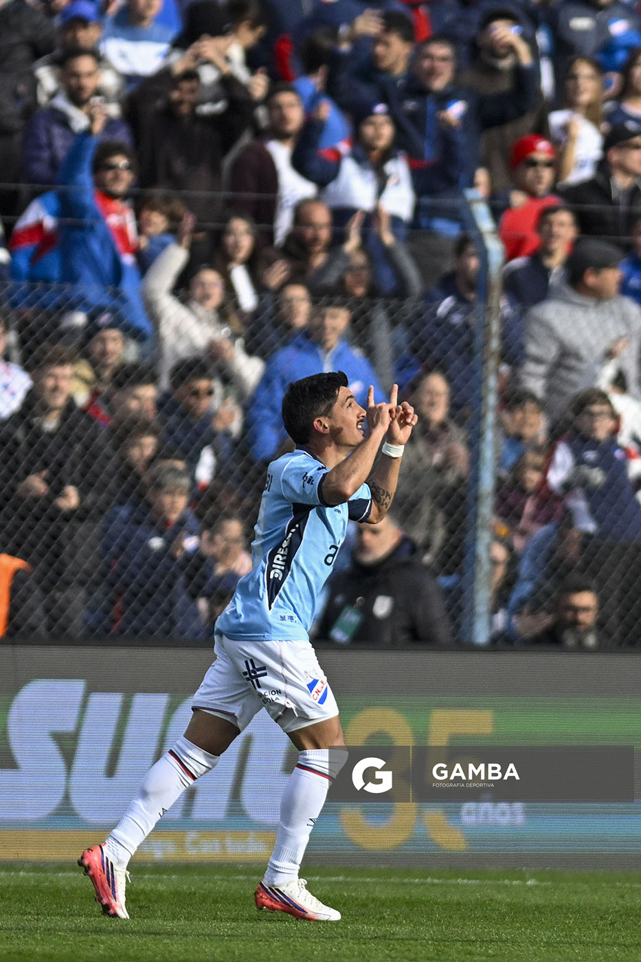 Lucas Rodríguez, de Nacional, Liga AUF Uruguaya. Estadio Gran Parque Central.
