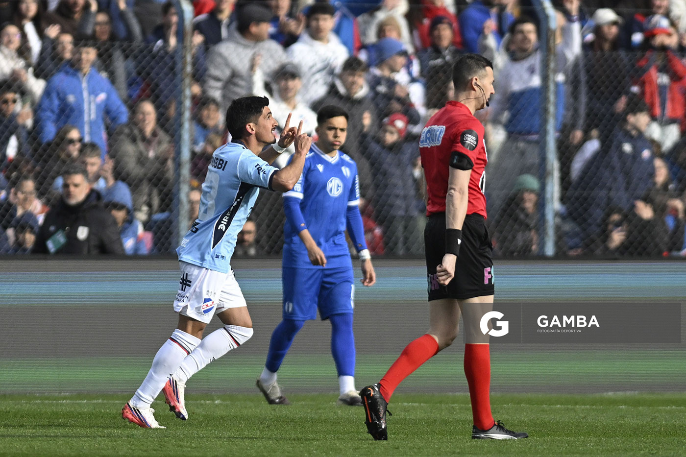 Lucas Rodríguez, de Nacional, Liga AUF Uruguaya. Estadio Gran Parque Central.