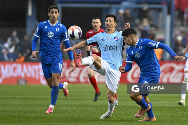 Maximiliano Silvera, de Nacional, Liga AUF Uruguaya. Estadio Gran Parque Central.