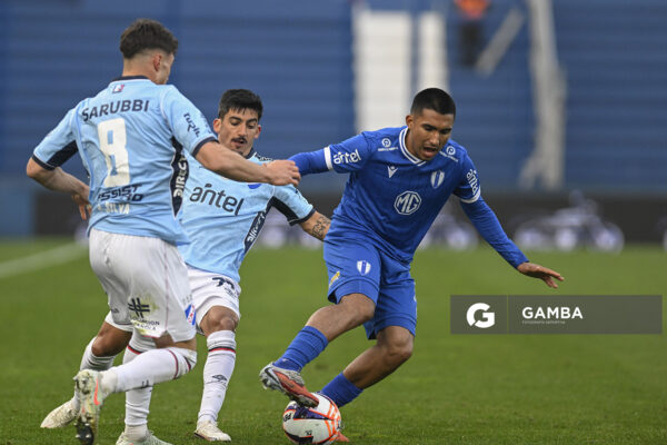 Ramiro Peralta, de Juventud, Liga AUF Uruguaya. Estadio Gran Parque Central.
