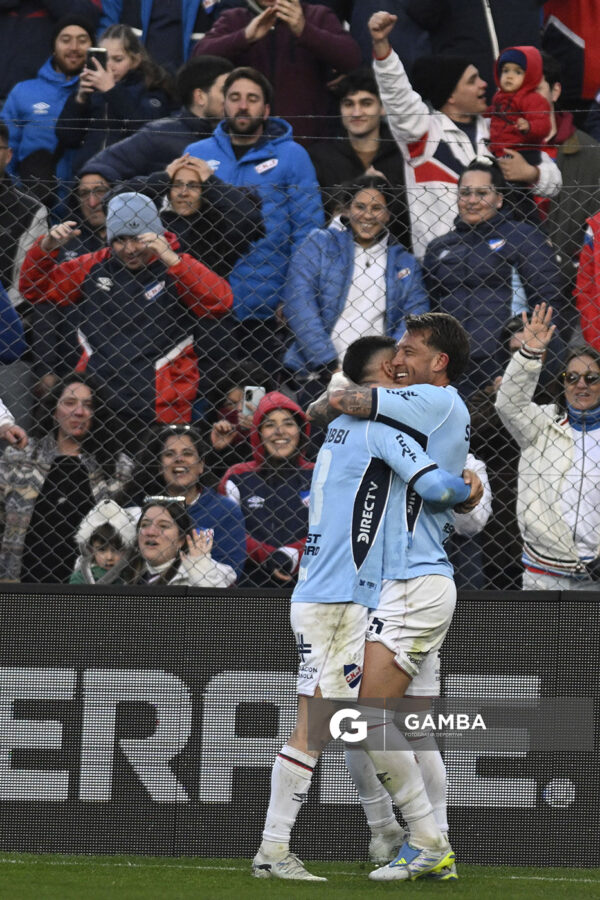 Francisco Calvo, de Nacional, Liga AUF Uruguaya. Estadio Gran Parque Central.