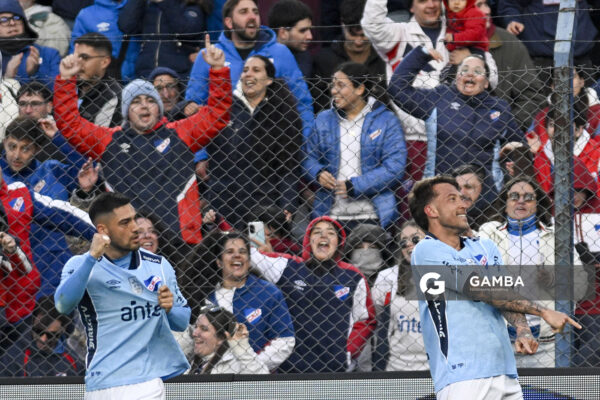 Francisco Calvo, de Nacional, Liga AUF Uruguaya. Estadio Gran Parque Central.