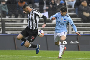 Fabricio Formiliano, de Wanderers, Liga AUF Uruguaya. Estadio Parque Alfredo V. Viera.