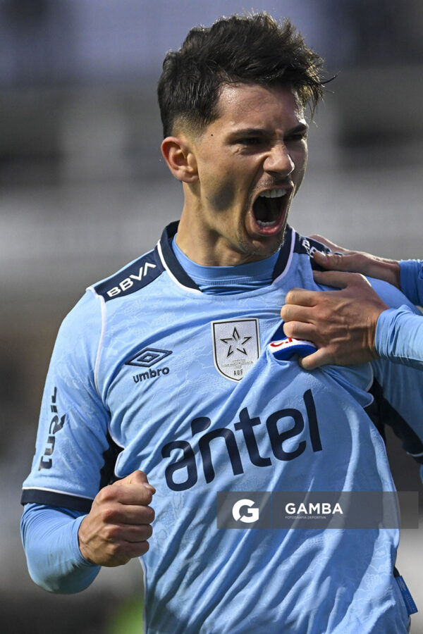 Maximiliano Silvera, de Nacional, Liga AUF Uruguaya. Estadio Parque Alfredo V. Viera.