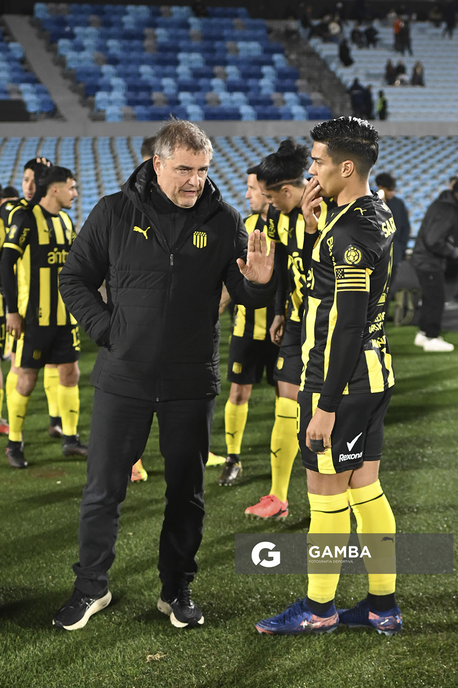 Diego Aguirre, director técnico de Peñarol, Liga AUF Uruguaya. Estadio Centenario.