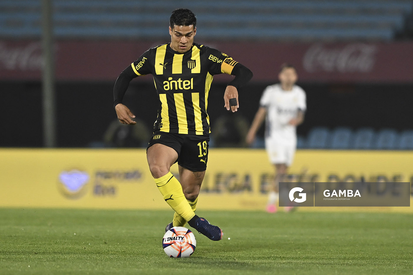Matías Arezo, de Peñarol, Liga AUF Uruguaya. Estadio Centenario.