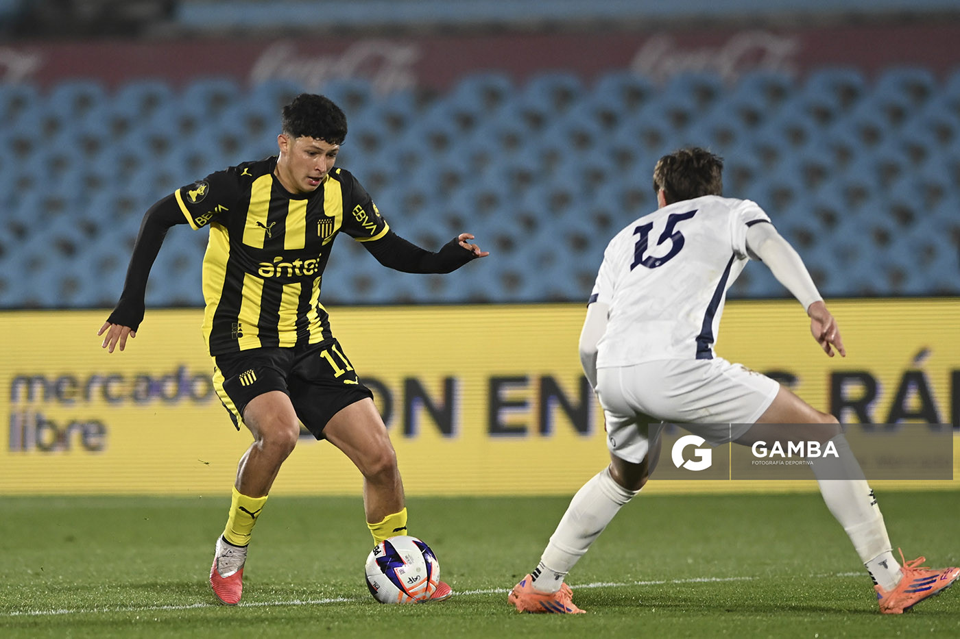 Cristian Leonel Jaime, de Peñarol, Liga AUF Uruguaya. Estadio Centenario.