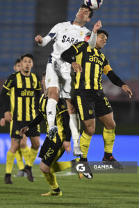 Francisco Ginella, de Albion, Liga AUF Uruguaya. Estadio Centenario.