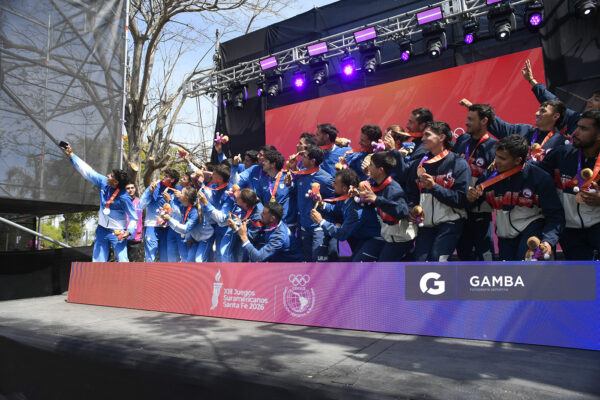 Uruguay medalla de Oro. Ocho remos largos con timonel Masculino. XIII Juegos Suramericanos Santa Fe 2026.