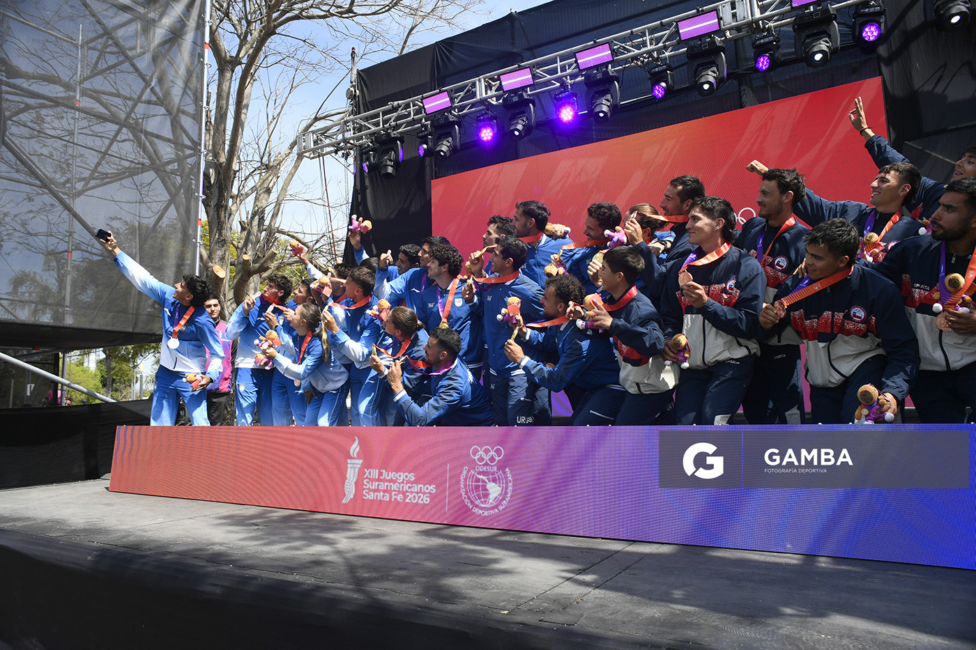 Uruguay medalla de Oro. Ocho remos largos con timonel Masculino. XIII Juegos Suramericanos Santa Fe 2026.