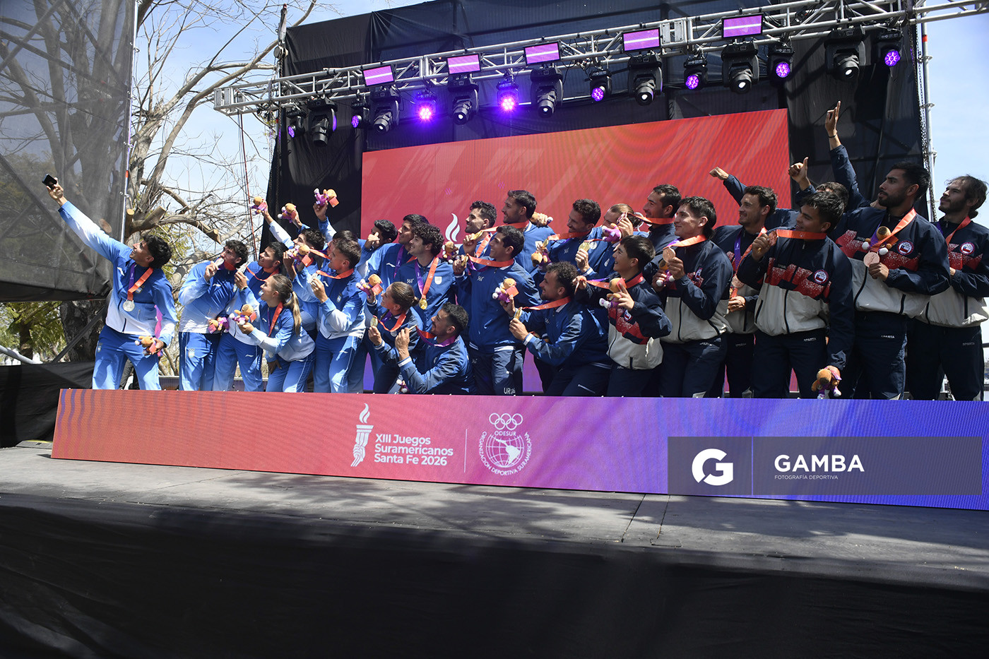Uruguay medalla de Oro. Ocho remos largos con timonel Masculino. XIII Juegos Suramericanos Santa Fe 2026.