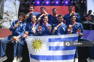 Uruguay medalla de Oro. Ocho remos largos con timonel Masculino. XIII Juegos Suramericanos Santa Fe 2026.