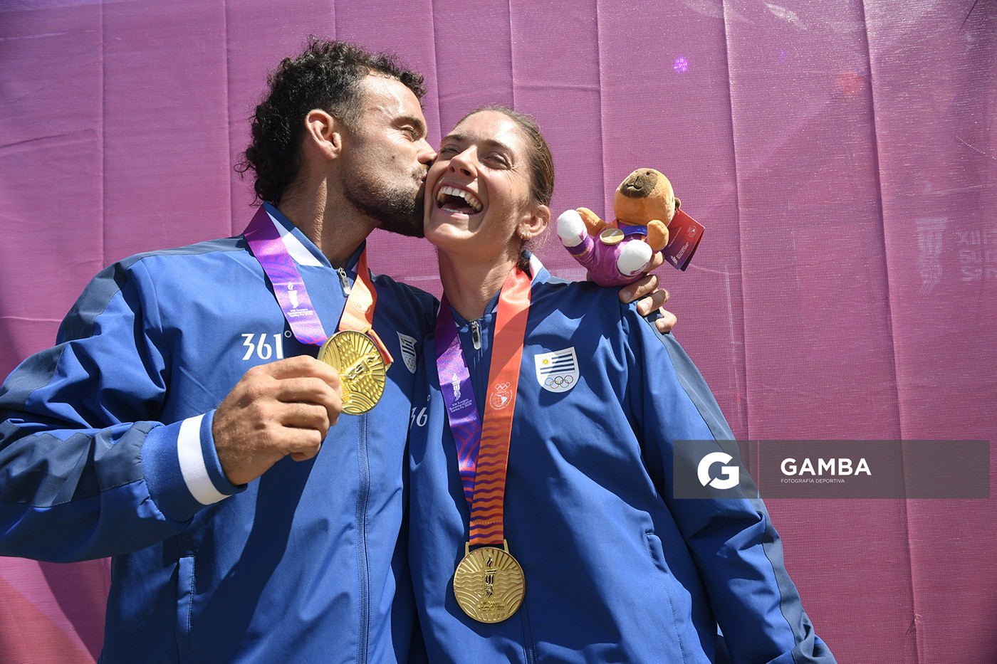 Bruno Cetraro y Romina Cetraro. Ocho remos largos con timonel Masculino. XIII Juegos Suramericanos Santa Fe 2026.