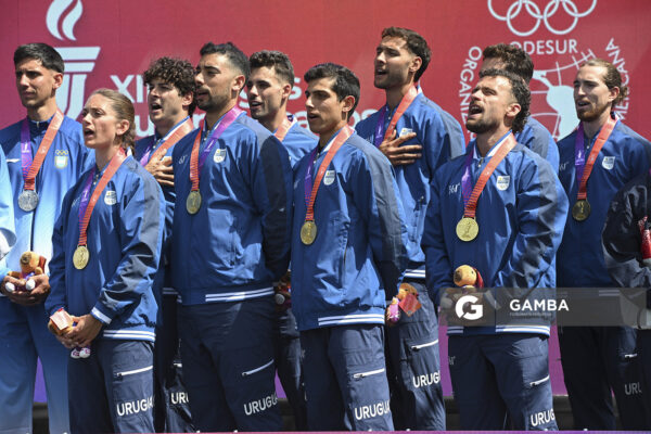 Uruguay medalla de Oro. Ocho remos largos con timonel Masculino. XIII Juegos Suramericanos Santa Fe 2026.