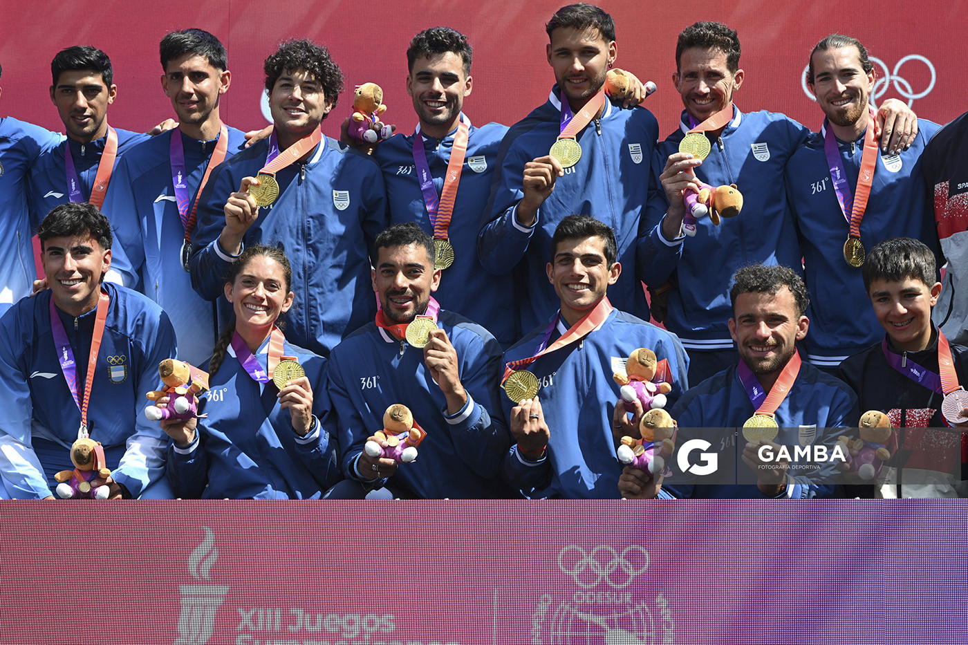 Uruguay medalla de Oro. Ocho remos largos con timonel Masculino. XIII Juegos Suramericanos Santa Fe 2026.