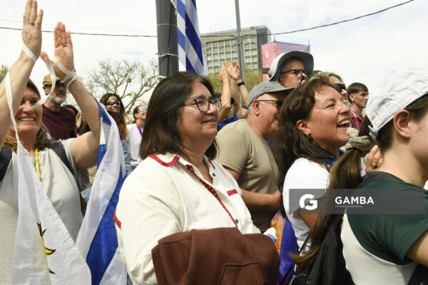 Familiares de los remeros uruguayos. XIII Juegos Suramericanos Santa Fe 2026.