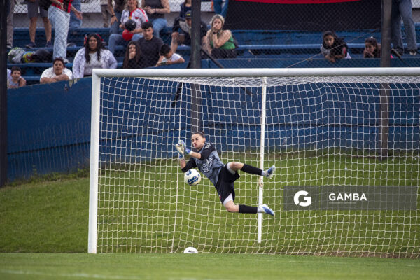 Florencia Moreno, golera de Litoral, 24ª Copa Nacional de Fútbol Femenino .