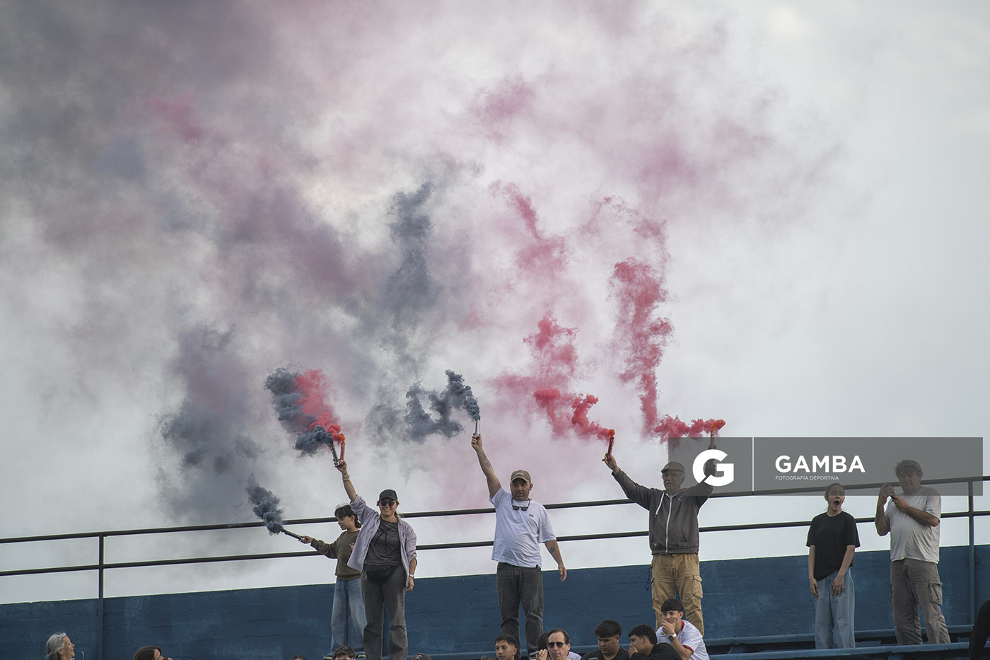 Hinchas de Litoral. 24ª Copa Nacional de Fútbol Femenino .