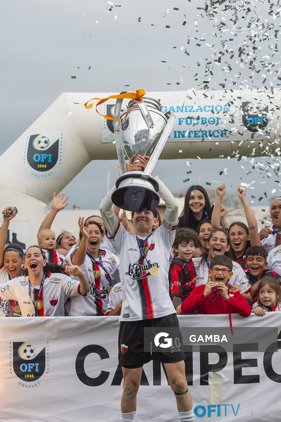 Litoral Campeón. 24ª Copa Nacional de Fútbol Femenino .