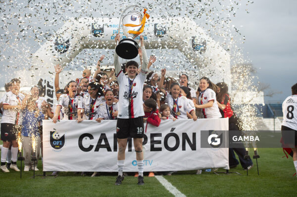 Litoral Campeón. 24ª Copa Nacional de Fútbol Femenino .