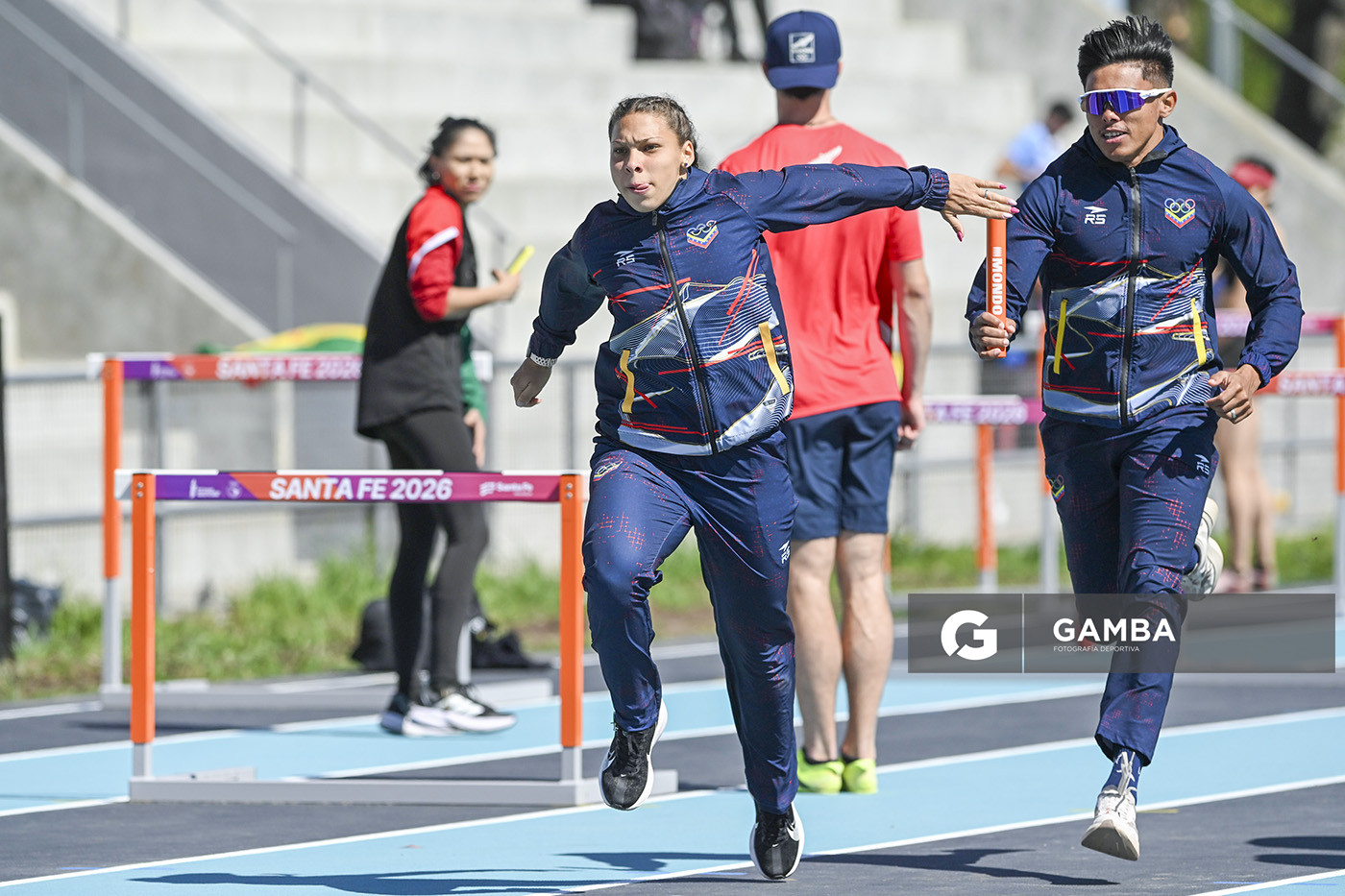 Atletas en sesión de entrenamiento. XIII Juegos Suramericanos Santa Fe 2026.