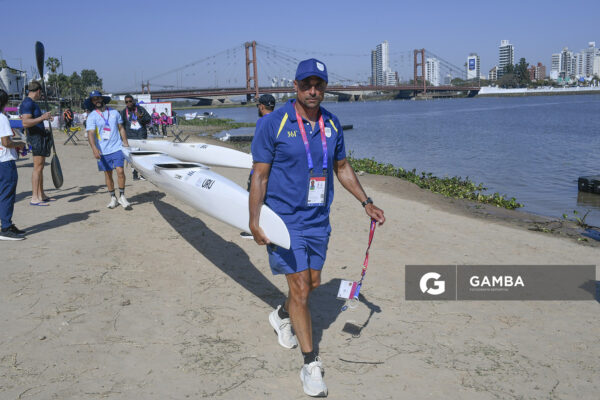 Jorge Ferrier entrenador de la selección de canotaje de Uruguay. XIII Juegos Suramericanos Santa Fe 2026.