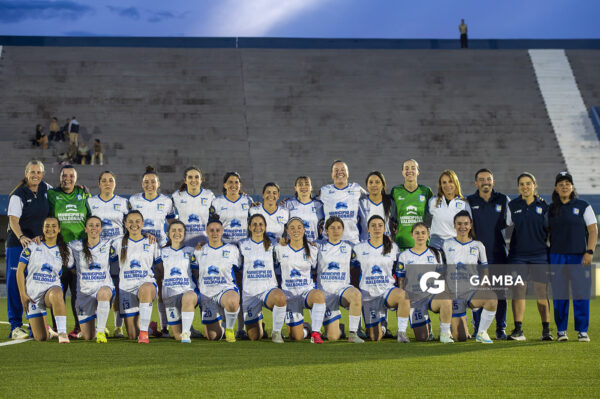 Plantel y cuerpo técnico de Maldonado. 3ª Copa Nacional de Selecciones Femenina.