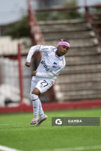 Sinoxolo Cesane, de Nacional, Campeonato Uruguayo Femenino. Complejo Rentistas.