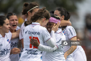 Sinoxolo Cesane, de Nacional, Campeonato Uruguayo Femenino. Complejo Rentistas.