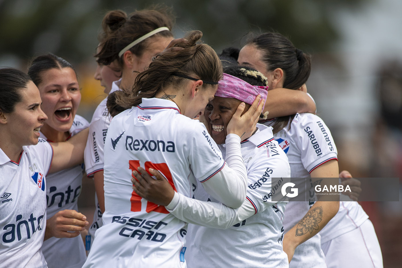 Sinoxolo Cesane, de Nacional, Campeonato Uruguayo Femenino. Complejo Rentistas.