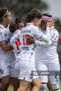 Sinoxolo Cesane, de Nacional, Campeonato Uruguayo Femenino. Complejo Rentistas.
