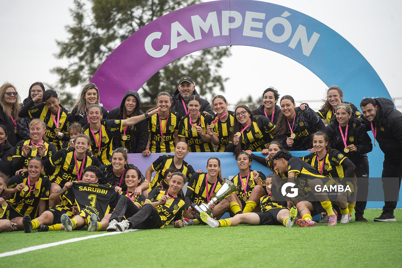 Peñarol Campeón. Campeonato Uruguayo Femenino. Complejo Rentistas.