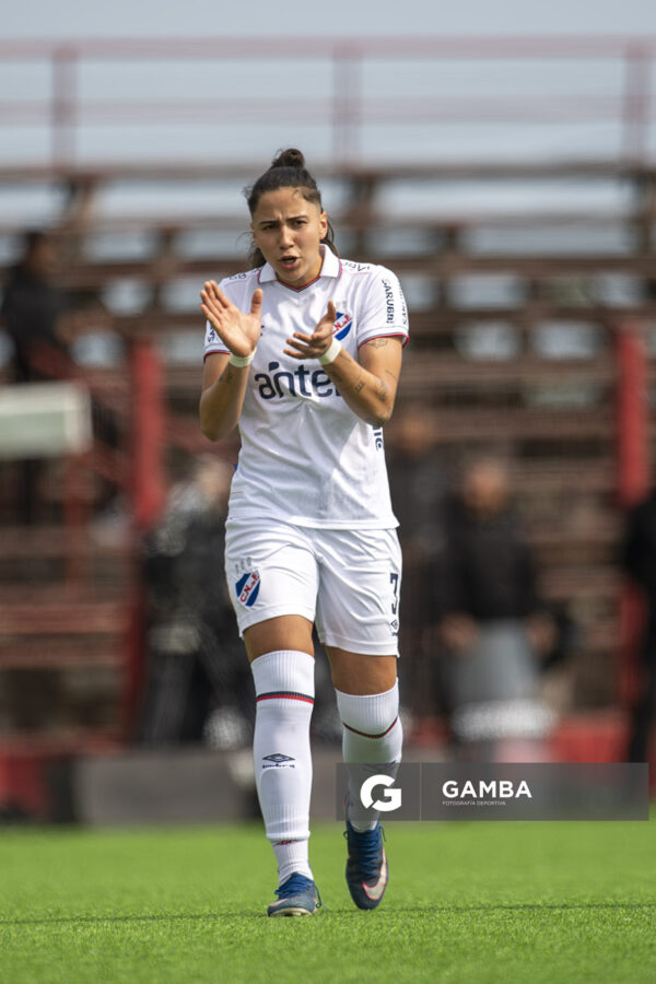 Valentina Cousillas, de Nacional, Campeonato Uruguayo Femenino. Complejo Rentistas.