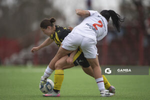 Miya Grant-Clavijo, de Peñarol, Campeonato Uruguayo Femenino. Complejo Rentistas.