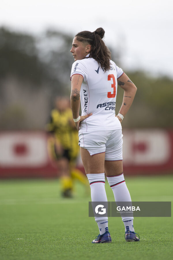 Valentina Cousillas, de Nacional, Campeonato Uruguayo Femenino. Complejo Rentistas.