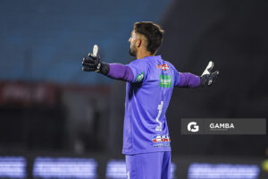 Bruno Antúnez, golero de Boston River, Liga AUF Uruguaya. Estadio Centenario.