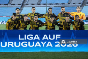 Titulares de Peñarol. Liga AUF Uruguaya. Estadio Centenario.