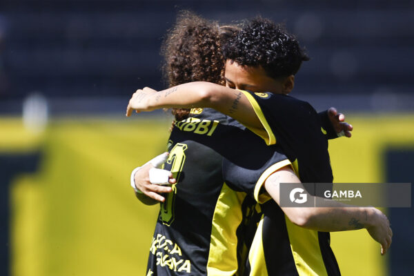 Micaela Domínguez, de Peñarol, Campeonato Uruguayo Femenino. Estadio Campeón del Siglo.