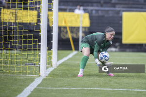 Luana Silveira, golera de San Jacinto Albion, Campeonato Uruguayo Femenino. Estadio Campeón del Siglo.