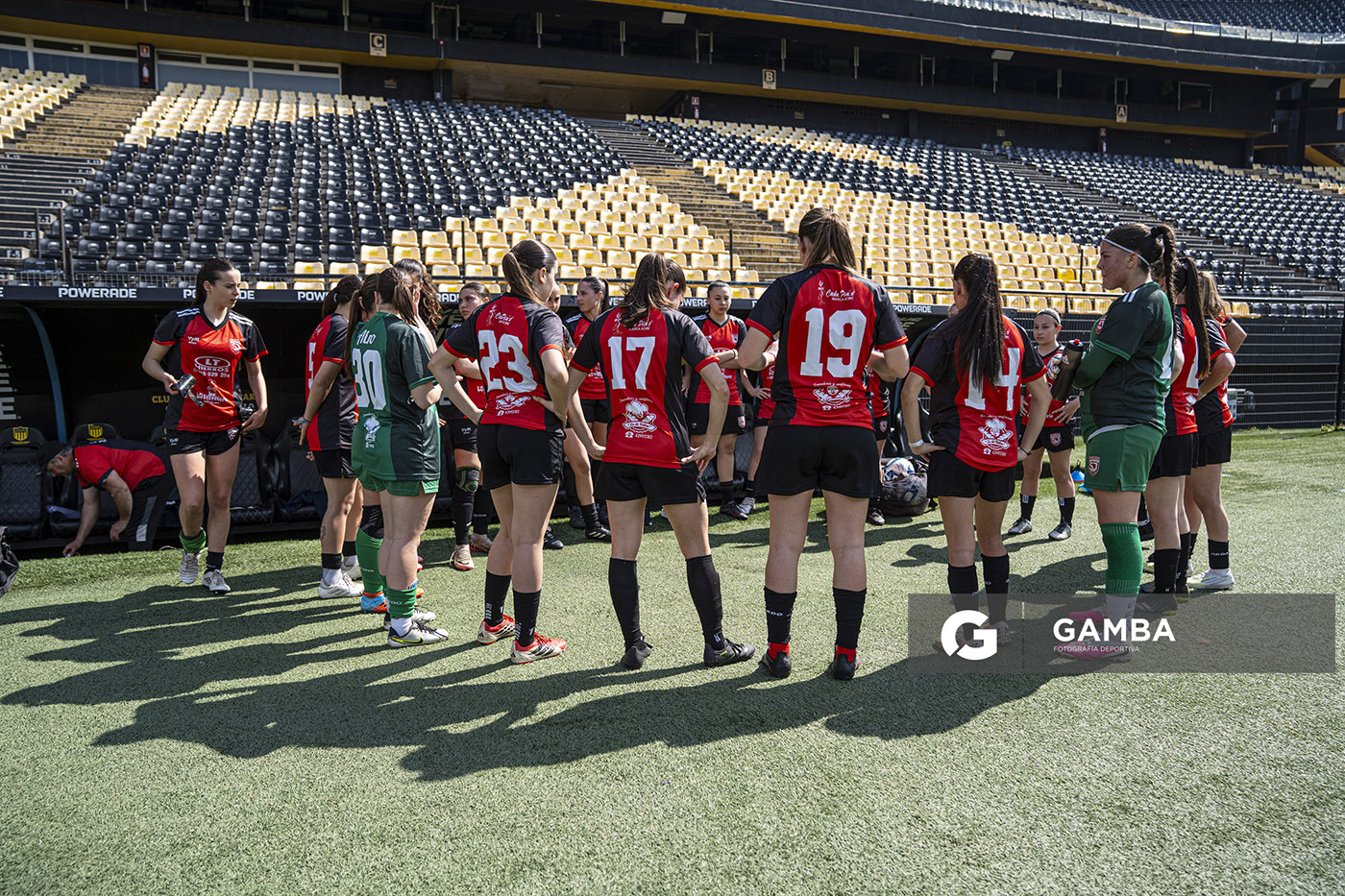 Jugadoras de San Jacinto Albion. Campeonato Uruguayo Femenino. Estadio Campeón del Siglo.