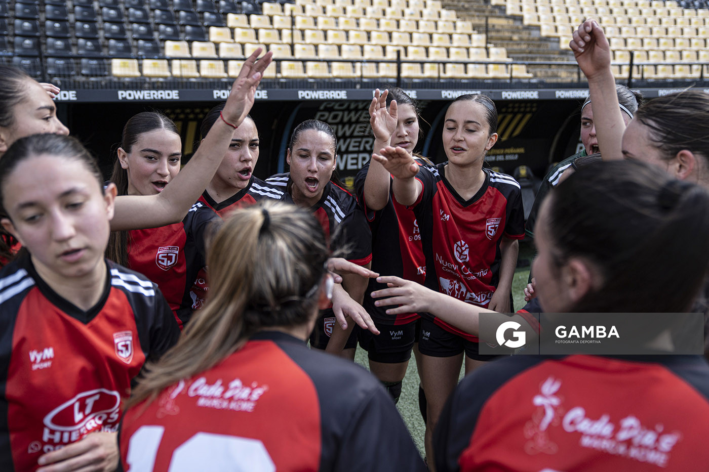 Jugadoras de San Jacinto Albion. Campeonato Uruguayo Femenino. Estadio Campeón del Siglo.