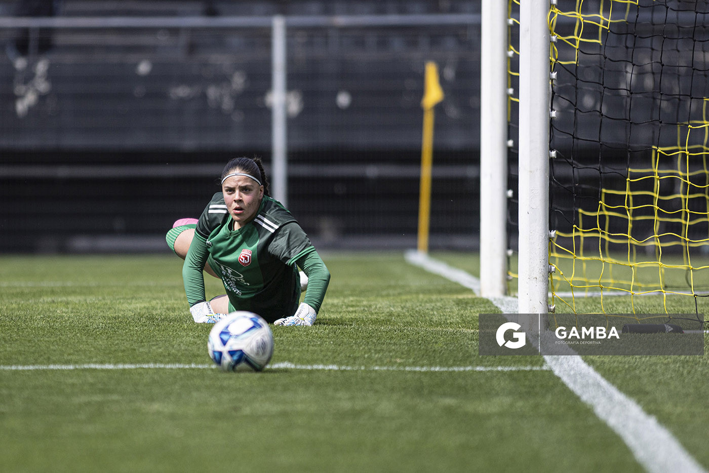 Luana Silveira, golera de San Jacinto Albion, Campeonato Uruguayo Femenino. Estadio Campeón del Siglo.