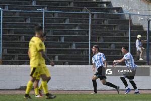 Emiliano Rodríguez, de Cerro, Liga AUF Uruguaya. Estadio Luis Tróccoli.