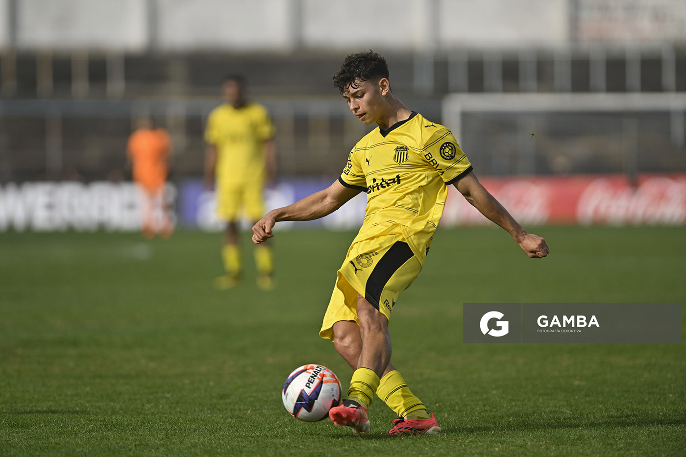 Thiago Espinosa, de Peñarol, Liga AUF Uruguaya. Estadio Luis Tróccoli.