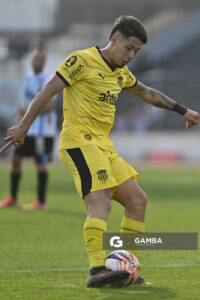 Roberto Fernández, de Peñarol, Liga AUF Uruguaya. Estadio Luis Tróccoli.