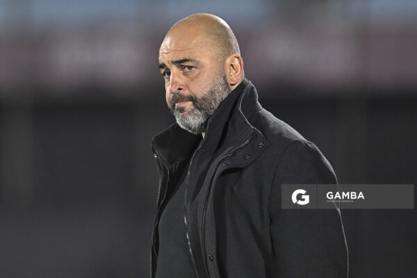 Marcelo Méndez, director técnico de Montevideo City Torque, Liga AUF Uruguaya. Estadio Centenario.