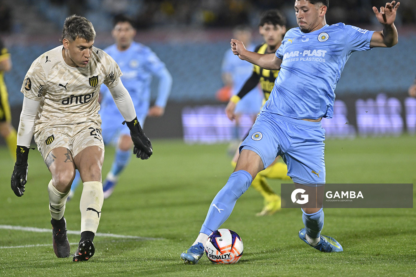Nahuel Da Silva, de Montevideo City Torque, Liga AUF Uruguaya. Estadio Centenario.