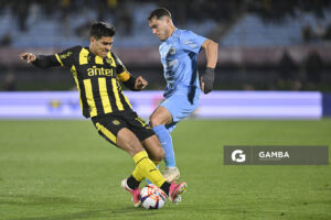 Matías Arezo, de Peñarol, Liga AUF Uruguaya. Estadio Centenario.